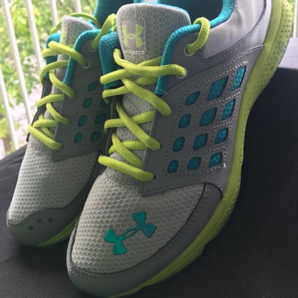 ❤️UA Blue and Neon Green Sneakers -Size 7Y